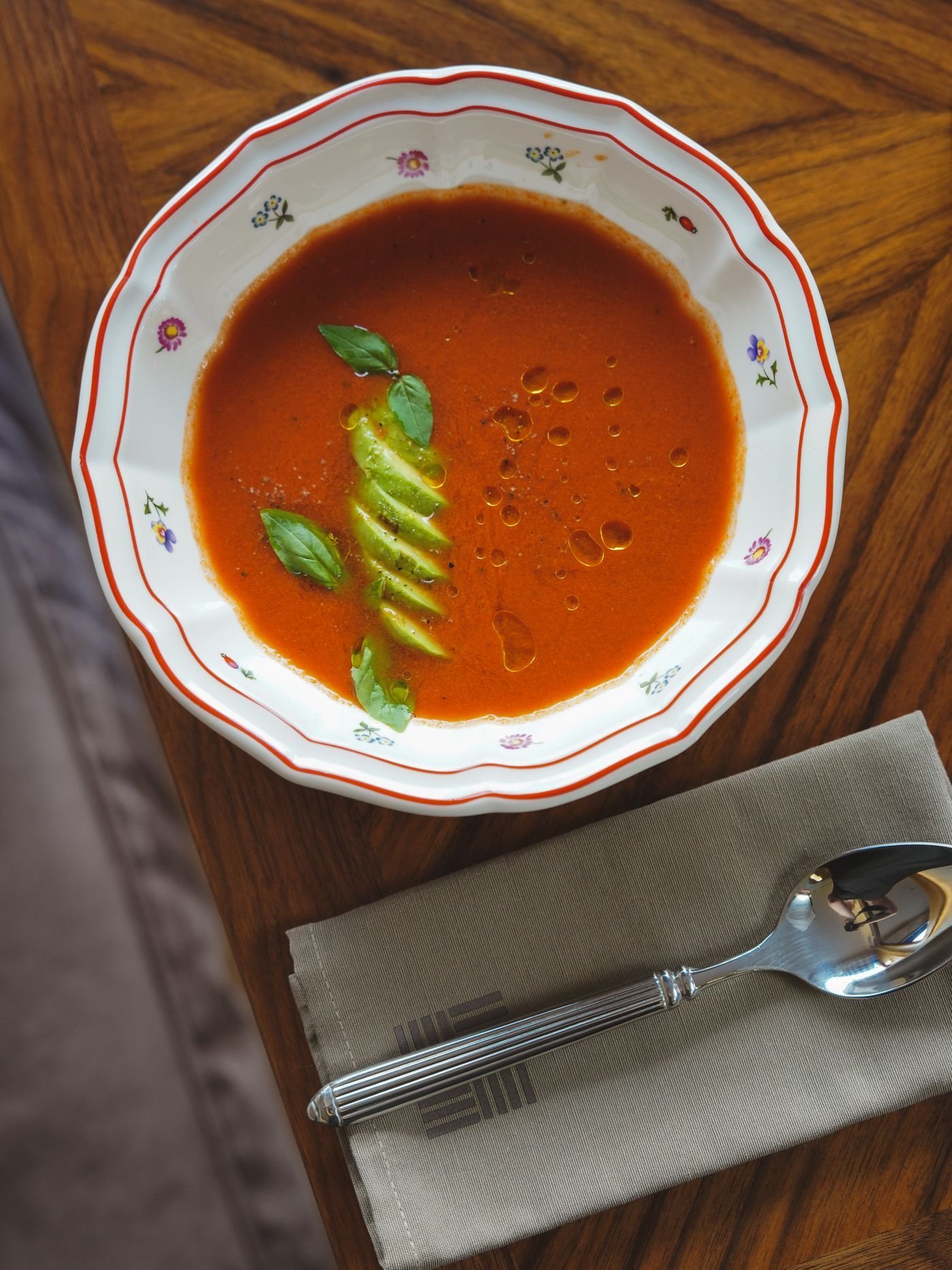 Tomato Red Pepper Soup with Avocado
