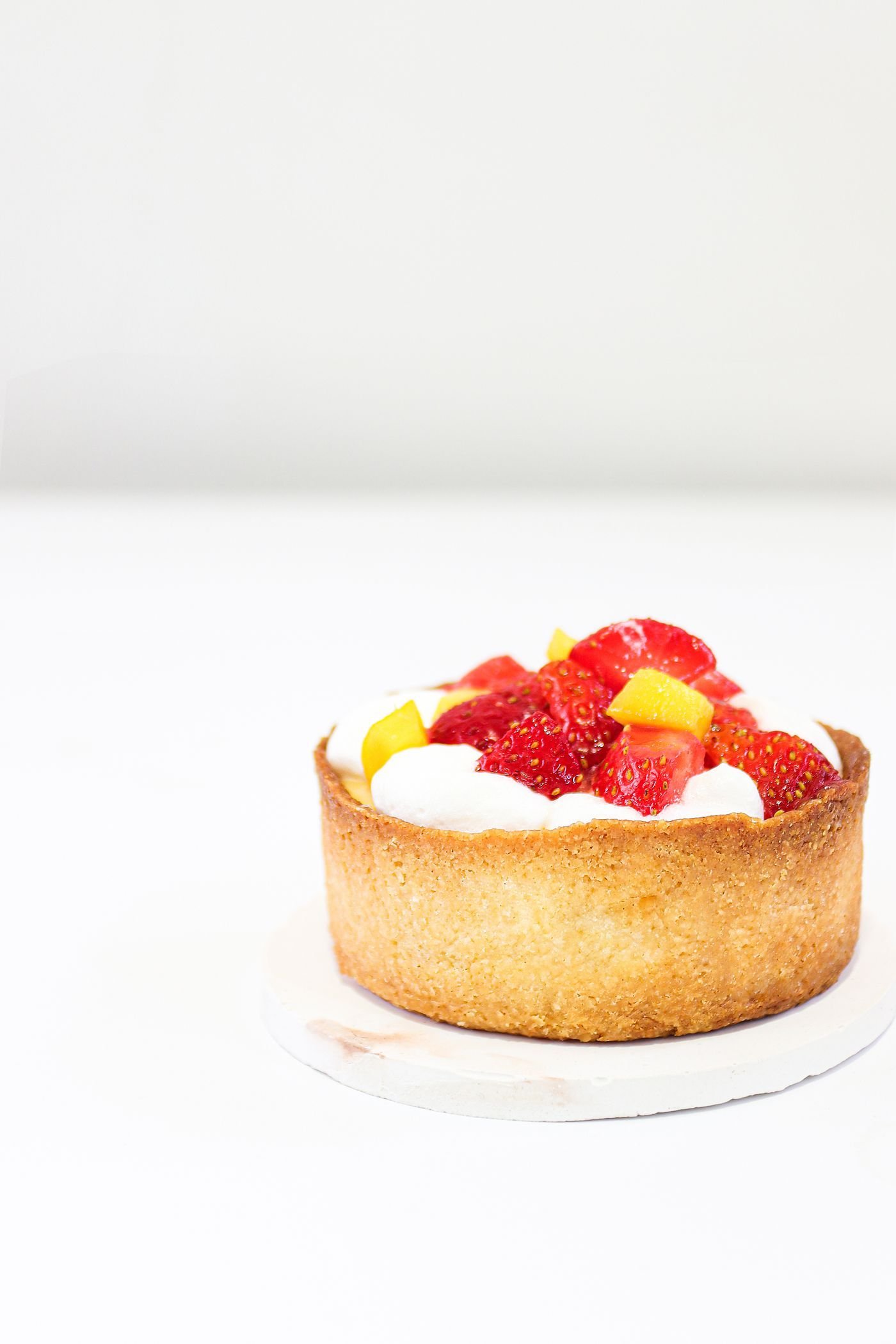Strawberry Mango Cream Tartlet