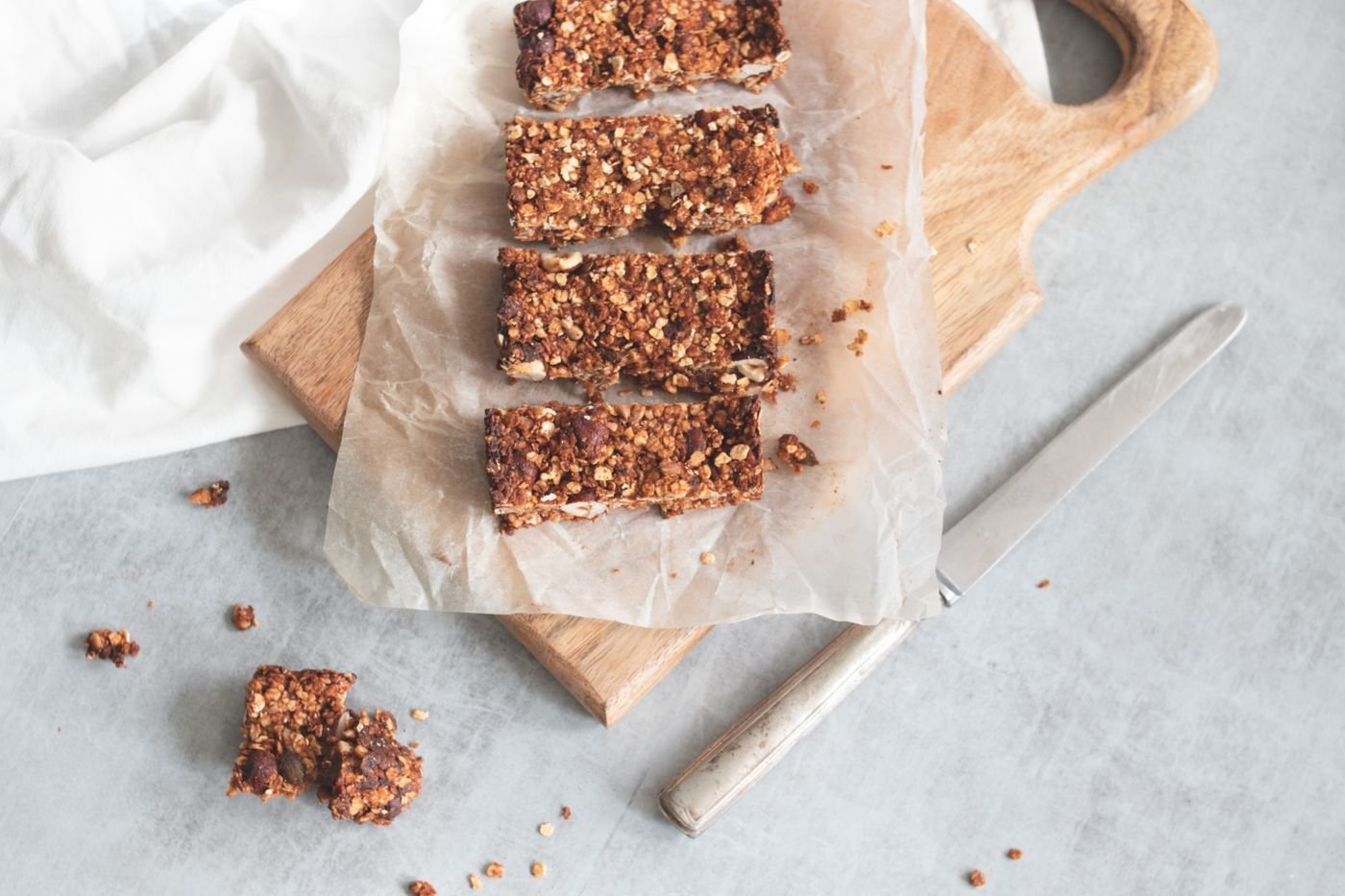Layered Date and Oat Bars