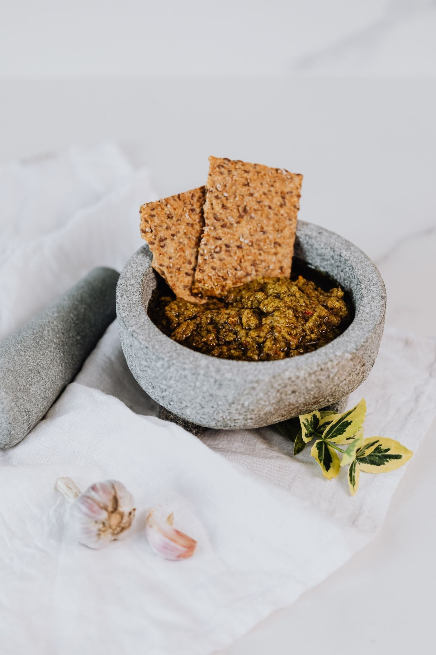 Parsley Pumpkin Seed Pesto with Crackers