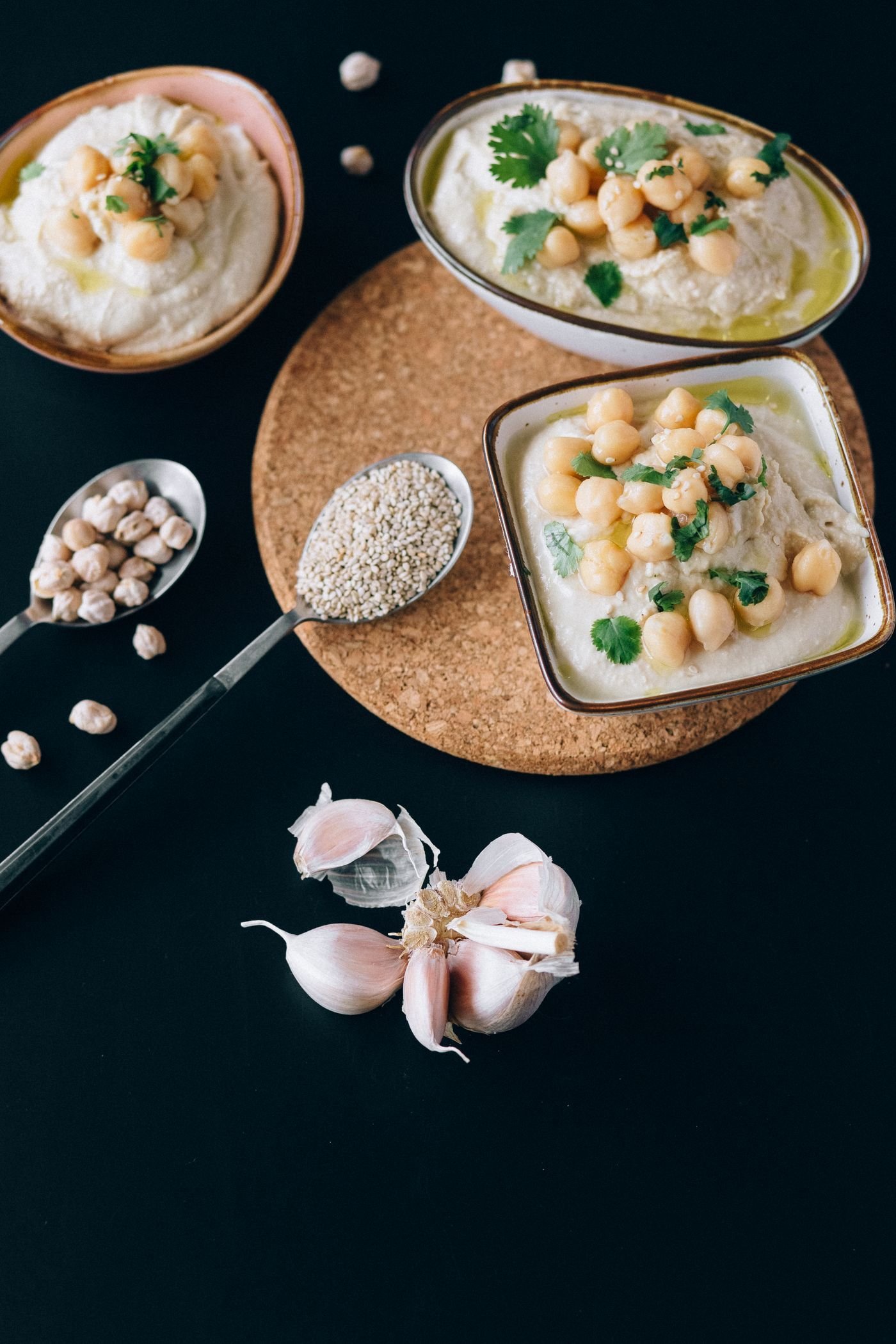 Herbed Sprouted Chickpea Hummus